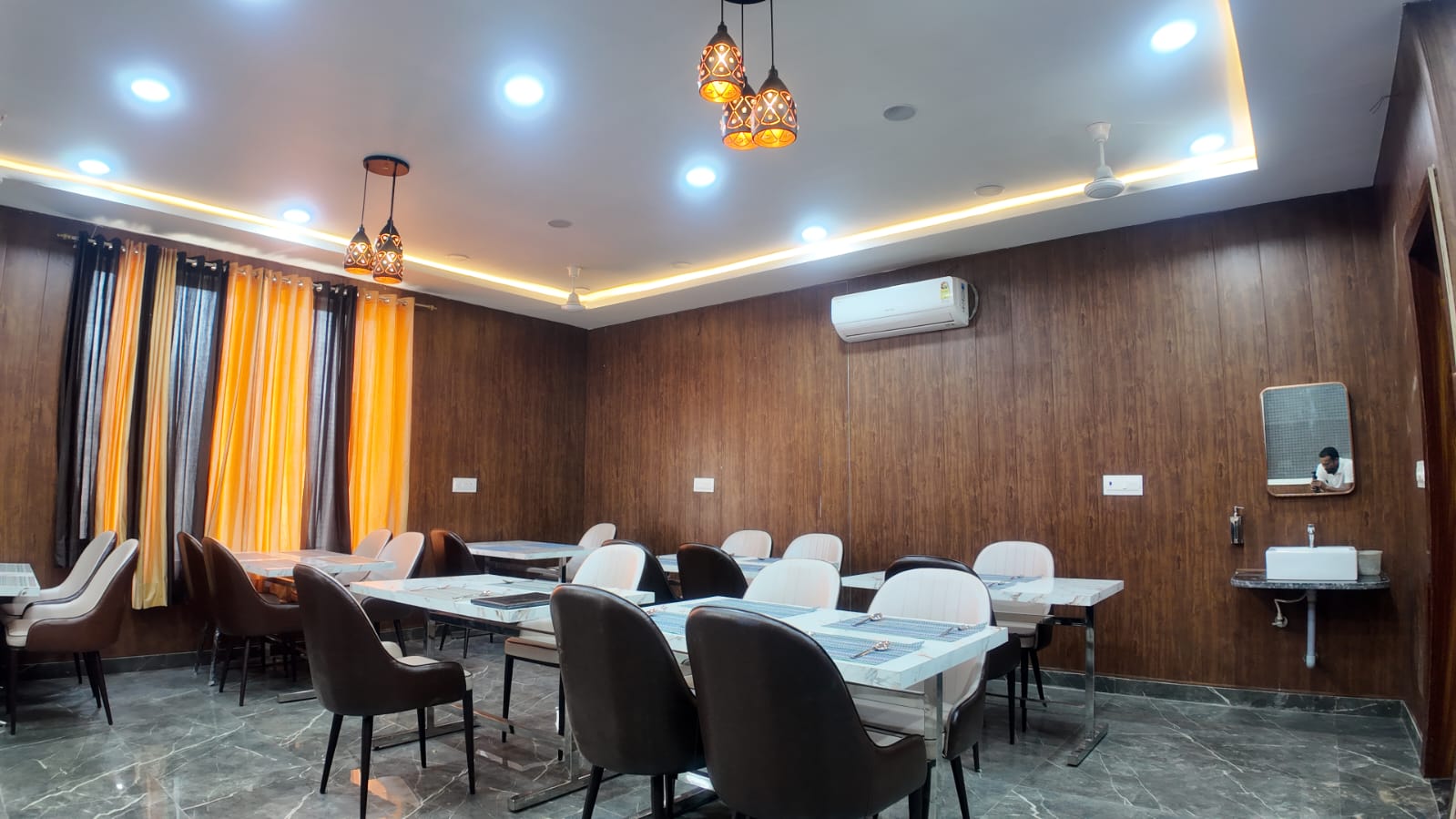 Hotel A ONE Event and Dining Space
