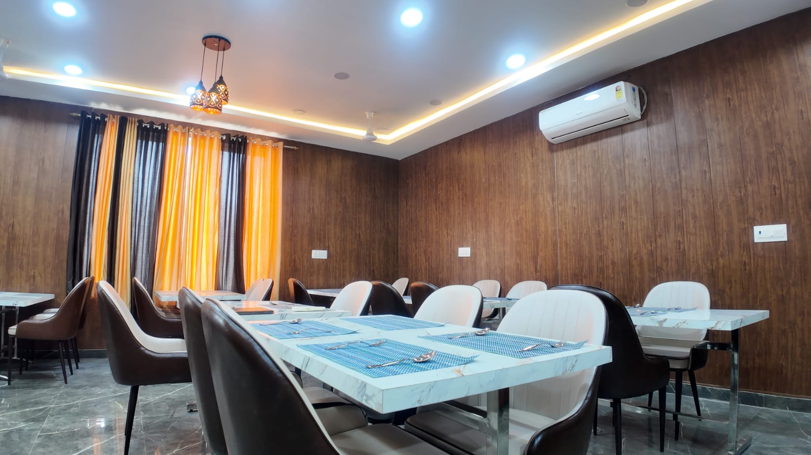 Signature Refreshments & Delicacies